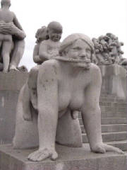 oslo_statue14.jpg