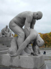 oslo_statue15.jpg